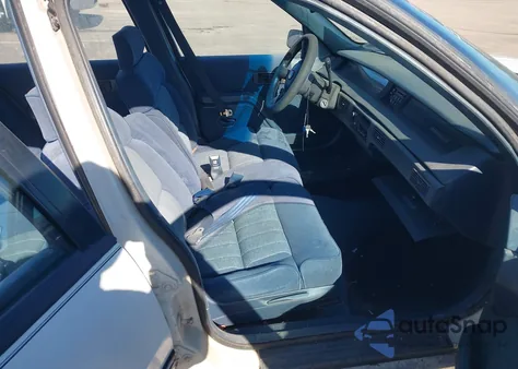 1991 Chevrolet Lumina Euro из США, поврежденный, VIN 2G1WN54T8M1150826